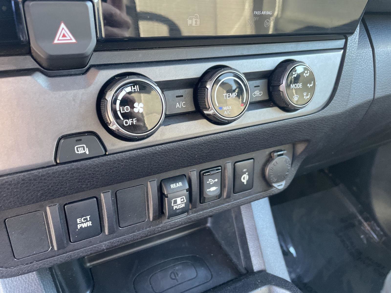 Used 2018 Toyota Tacoma TRD Off-Road RWD image 18