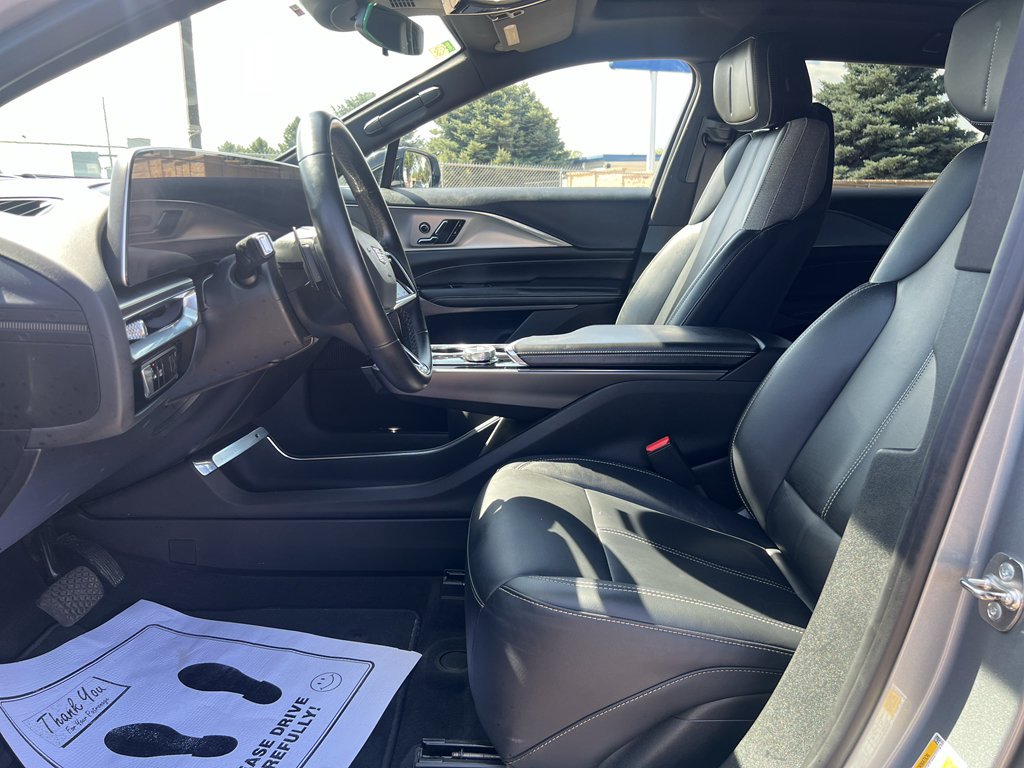 Used 2024 Cadillac Lyriq Tech w/ Driver Assist Package AWD/4WD image 30