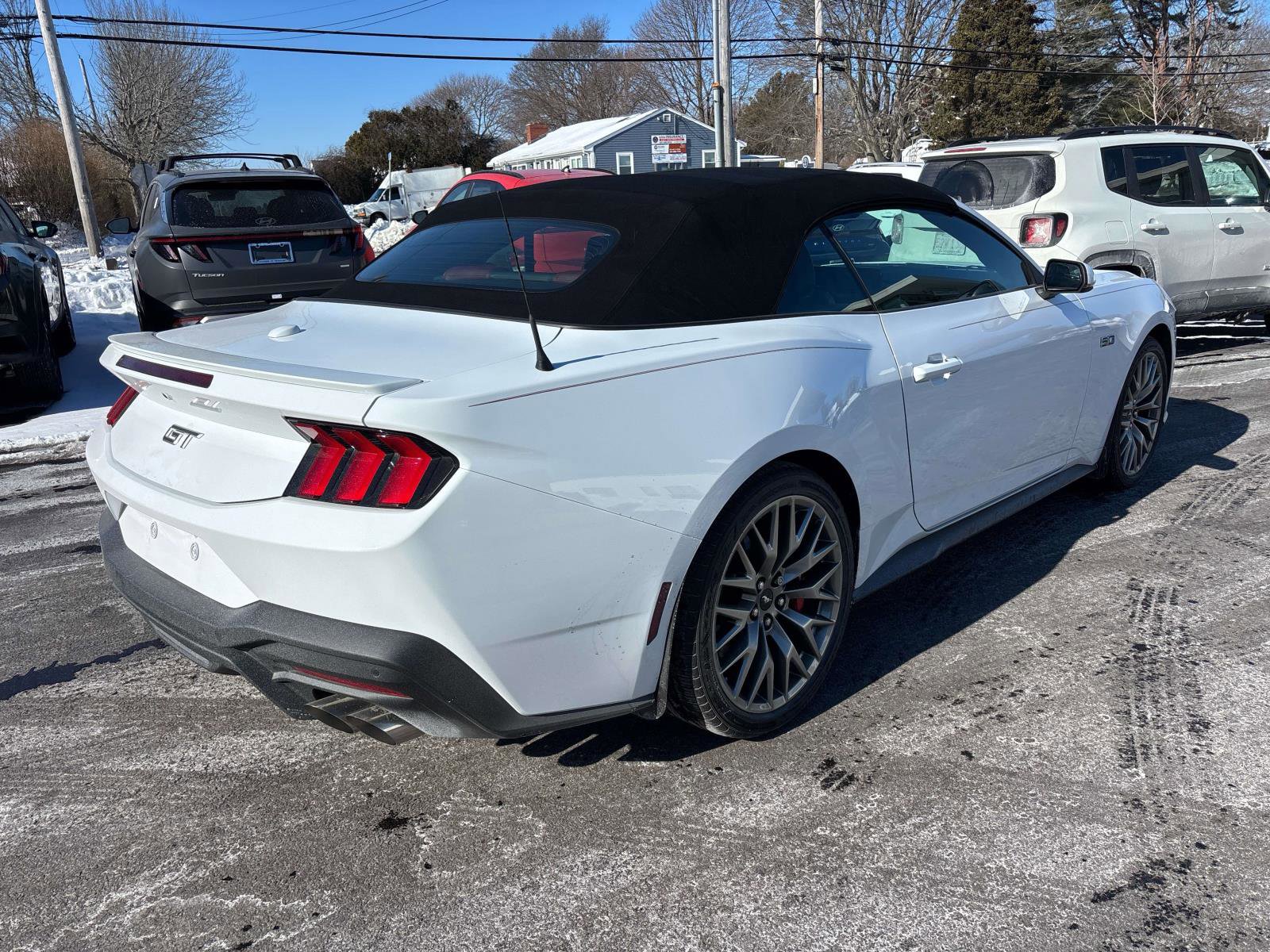 Used 2024 Ford Mustang GT Premium image 4