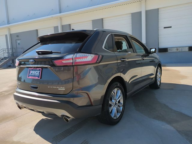 Used 2019 Ford Edge Titanium FWD image 5