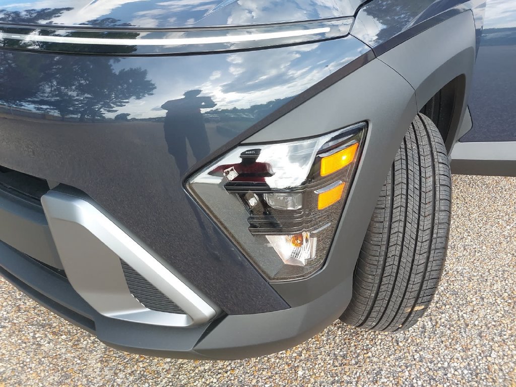 New 2027 Hyundai Kona SEL Sport AWD/4WD image 29