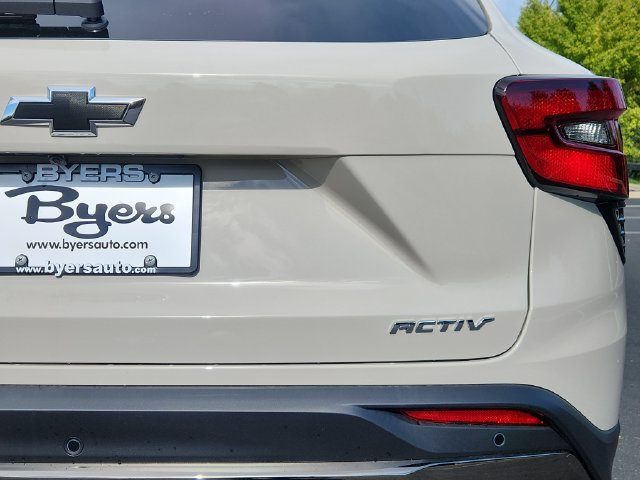 New 2026 Chevrolet Trax ACTIV w/ Sunroof Package FWD image 11