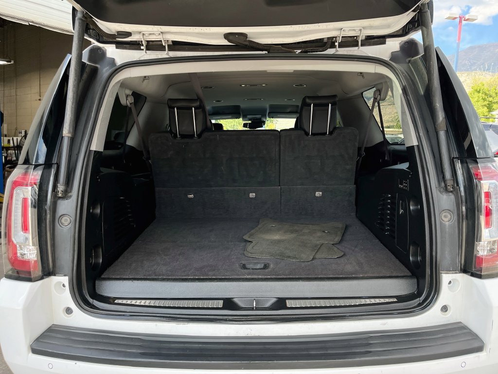 Used 2017 GMC Yukon XL SLT AWD/4WD image 27