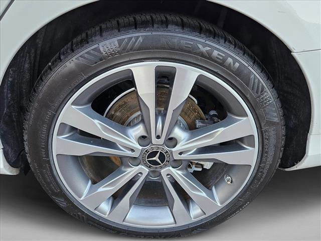 Certified 2018 Mercedes-Benz C 300 Sedan image 24