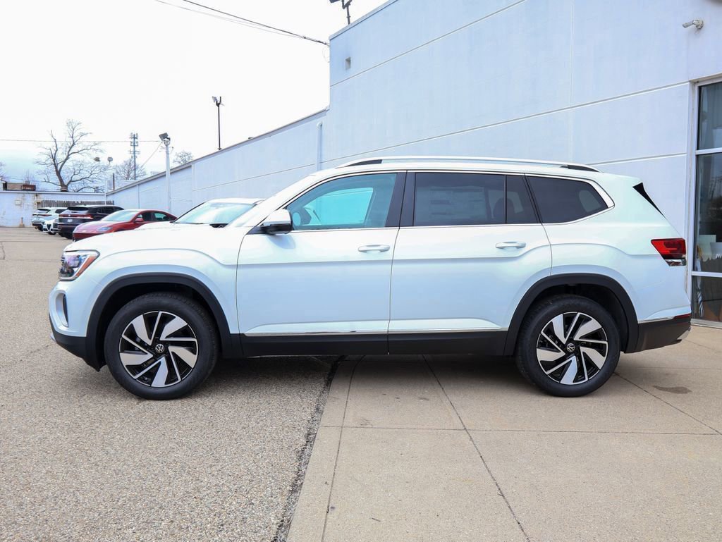 New 2026 Volkswagen Atlas SEL image 2