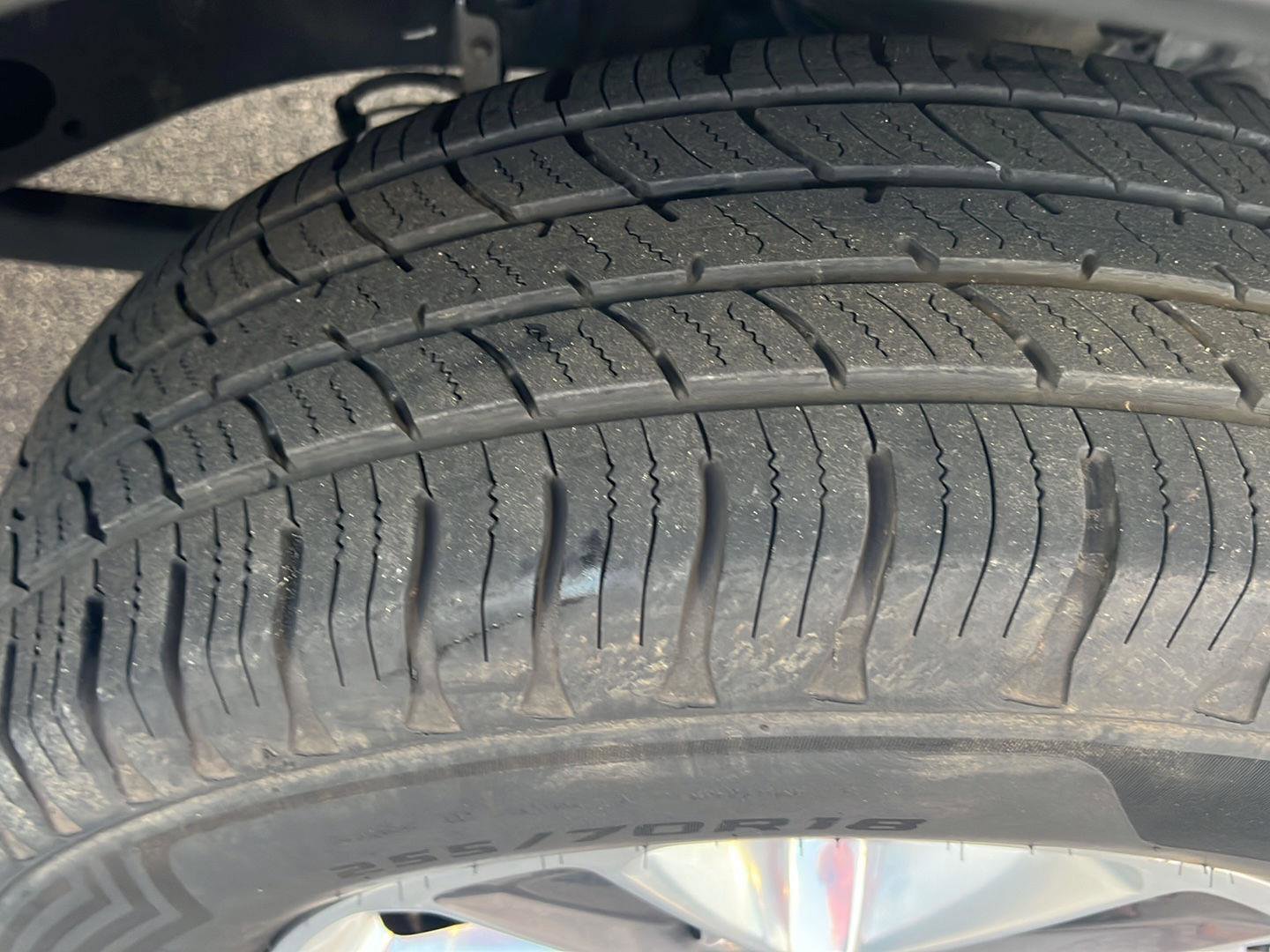 Used 2020 Jeep Wrangler Unlimited Sahara image 39