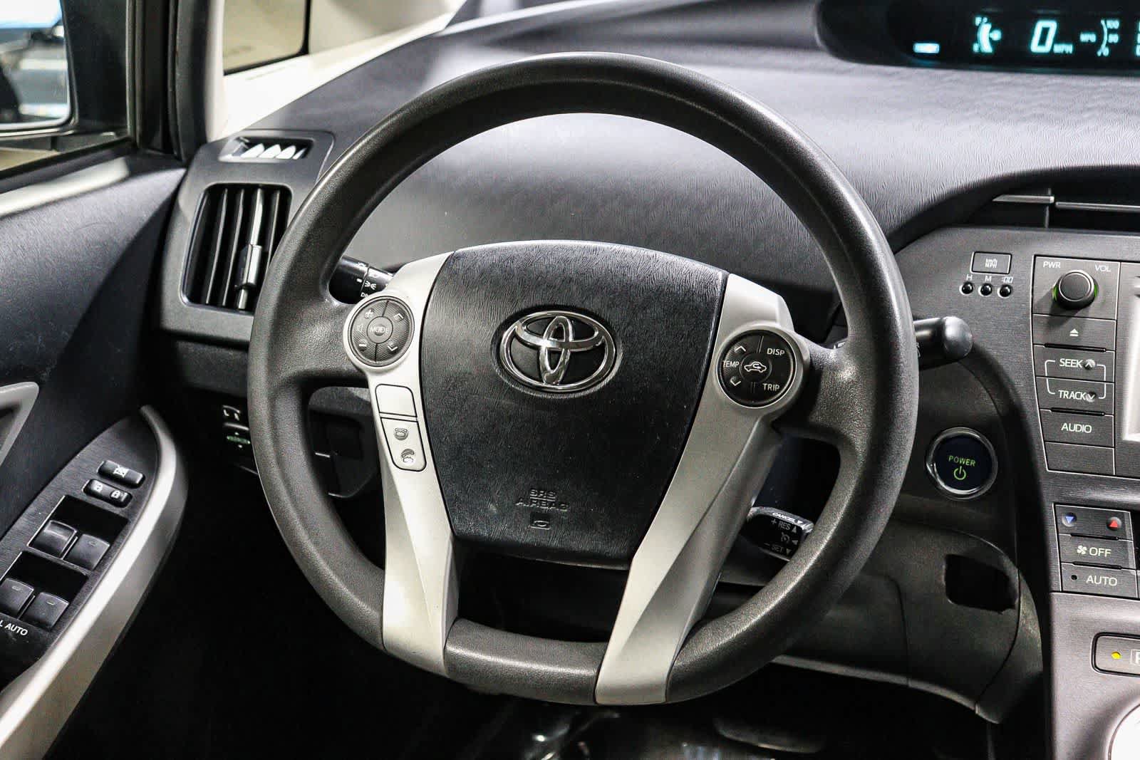Used 2015 Toyota Prius Two FWD image 17