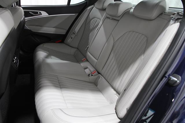 Certified 2023 Genesis G70 3.3T w/ Sport Advanced Package AWD/4WD image 18