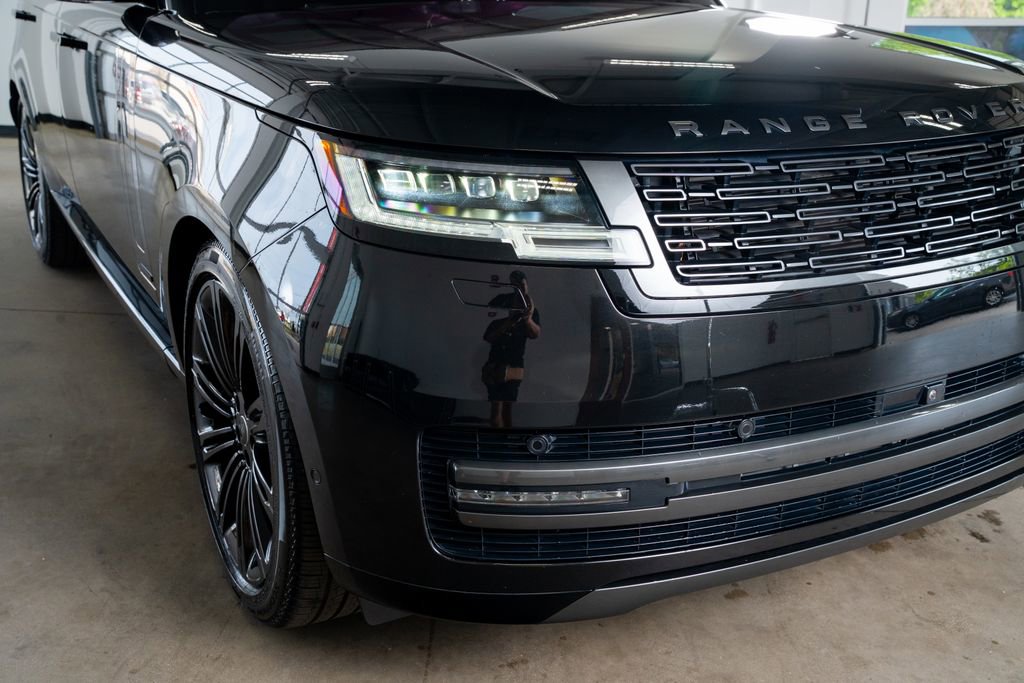 Used 2023 Land Rover Range Rover Long Wheelbase Autobiography AWD/4WD image 18