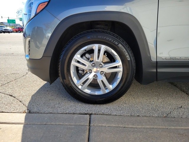 Used 2020 GMC Terrain SLE w/ Driver Convenience Package image 15