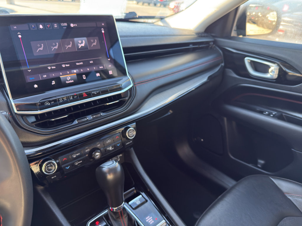 Used 2022 Jeep Compass Trailhawk w/ Sun and Sound Group image 21