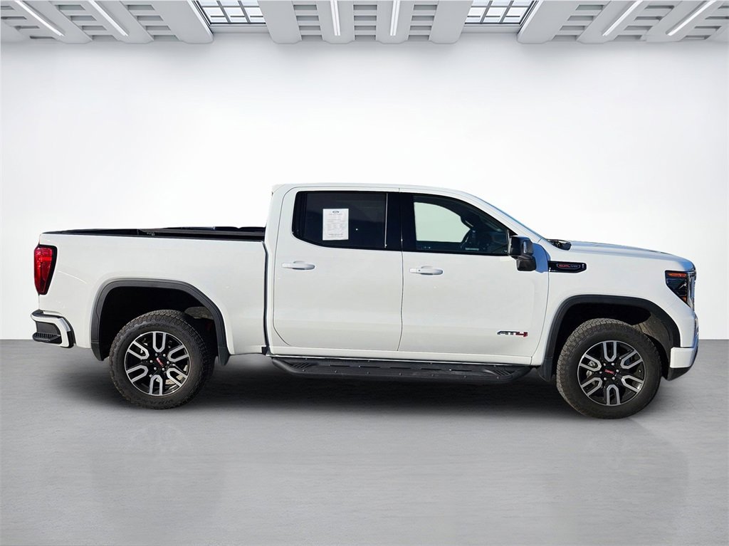 Used 2023 GMC Sierra 1500 AT4 w/ AT4 Premium Package image 4