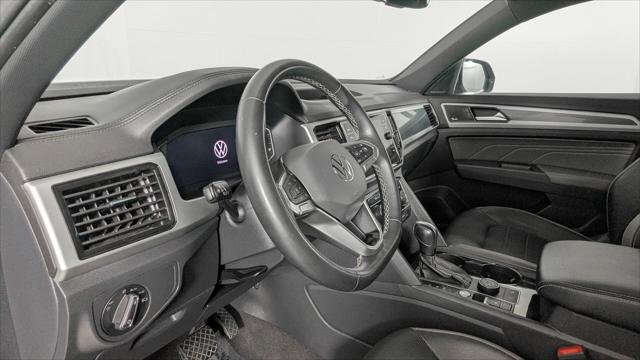Used 2021 Volkswagen Atlas Cross Sport SEL Premium w/ Cross Sport MDO Package image 20