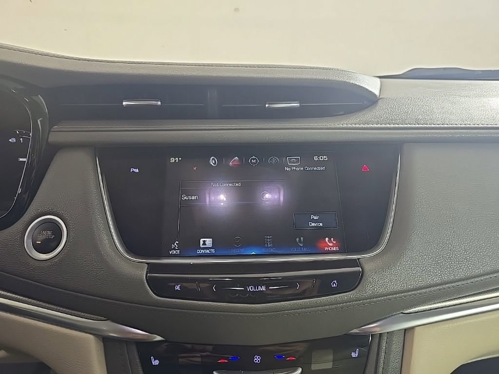 Used 2018 Cadillac XT5 Luxury w/ Driver Awareness Package image 9