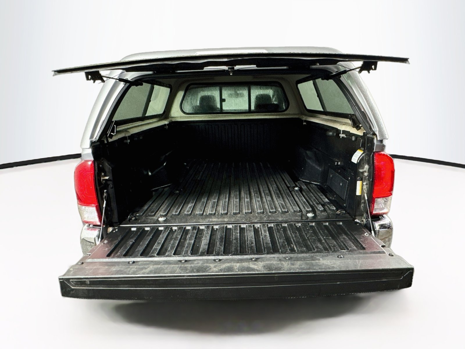 Certified 2017 Toyota Tacoma SR5 w/ Tow Package AWD/4WD image 22