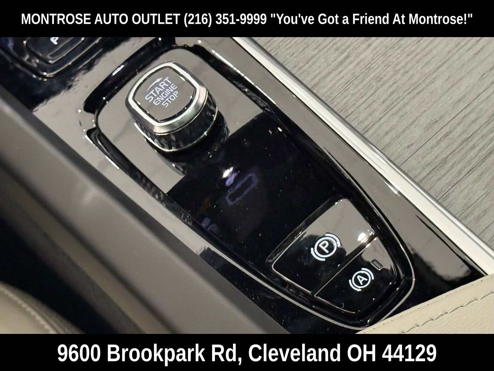 New 2026 Volvo V60 B5 Cross Country Ultra w/ Protection Package Premier image 23