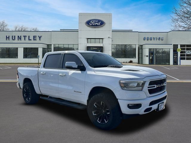Used 2023 RAM 1500 Laramie AWD/4WD image 3
