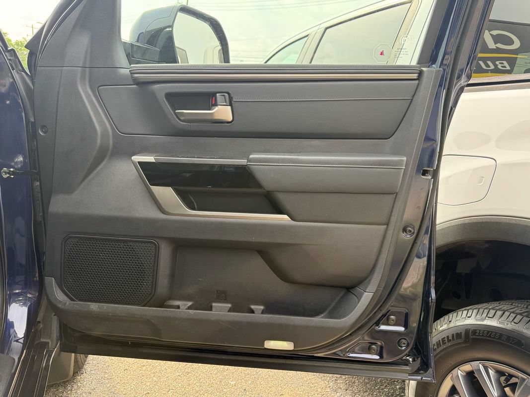 Used 2023 Toyota Tundra Limited AWD/4WD image 15