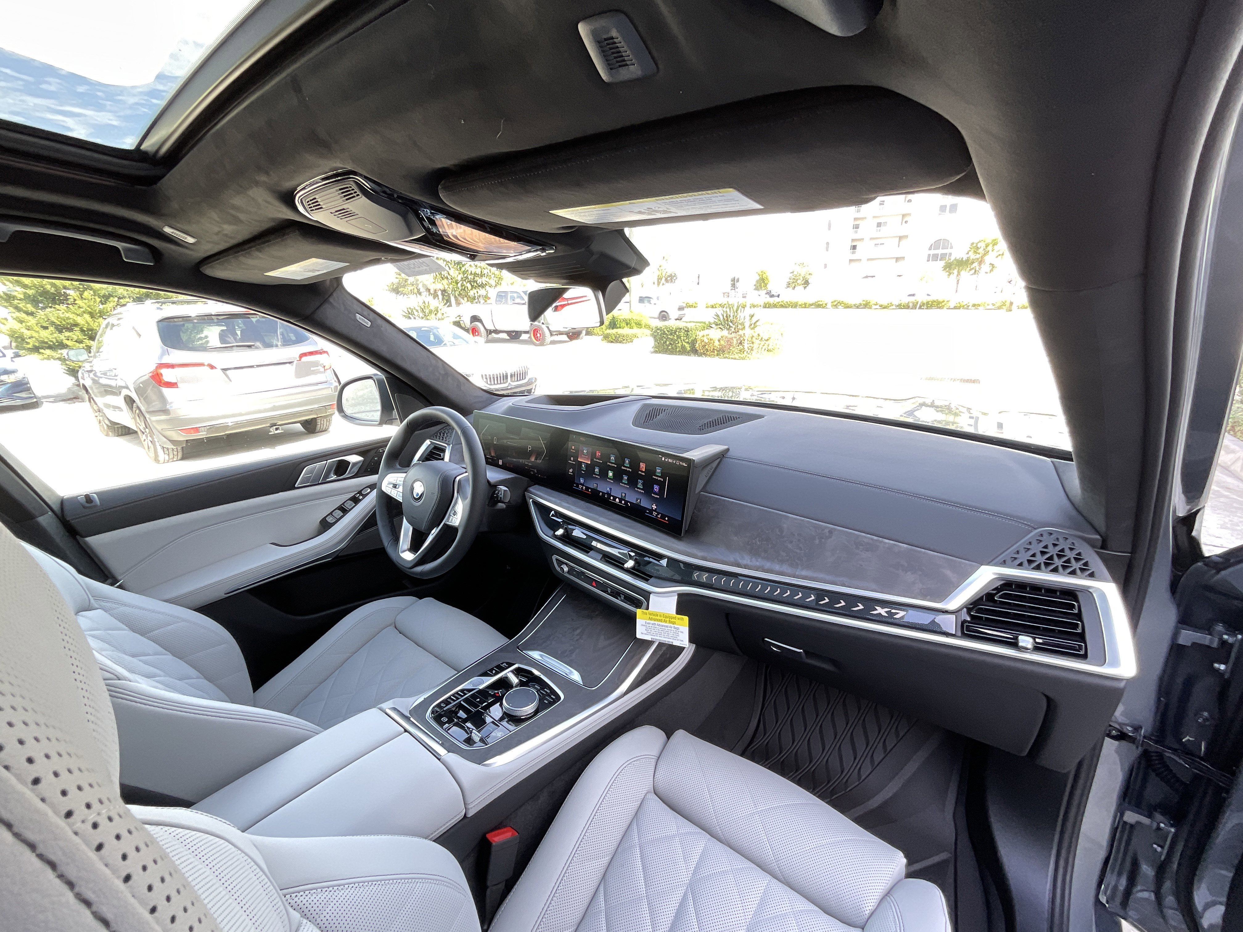 New 2026 BMW X7 xDrive40i w/ Premium Package image 21