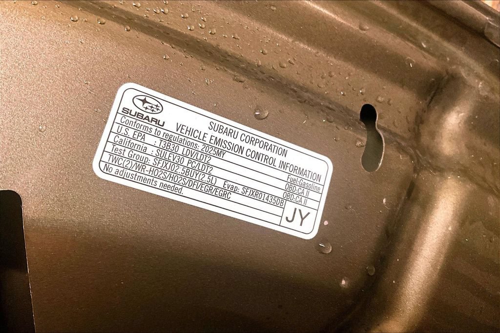 Used 2025 Subaru Outback Onyx Edition AWD/4WD image 34