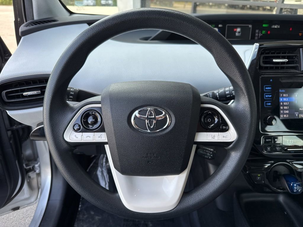 Used 2017 Toyota Prius Two image 8