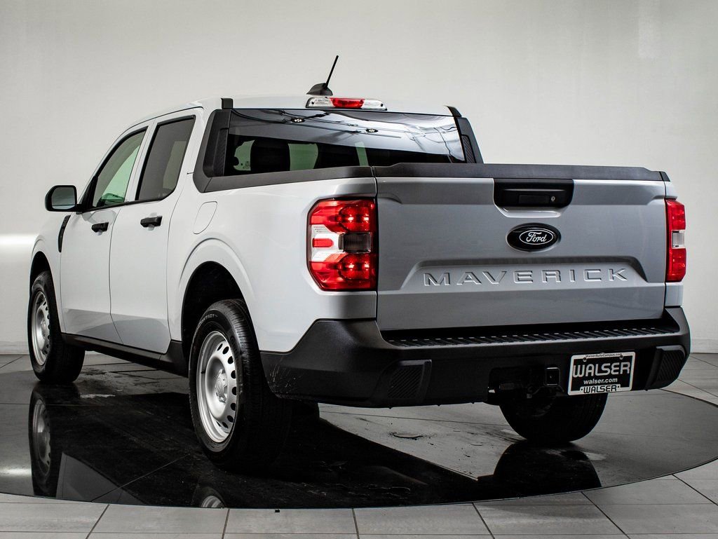 Used 2025 Ford Maverick XL FWD image 6