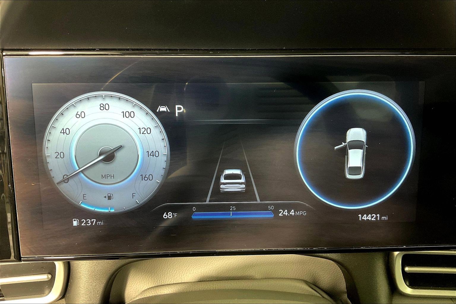 Certified 2023 Hyundai Elantra SEL w/ Convenience Package FWD image 13