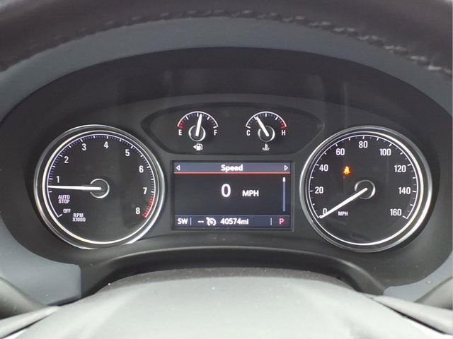 Used 2023 Buick Enclave Essence image 16