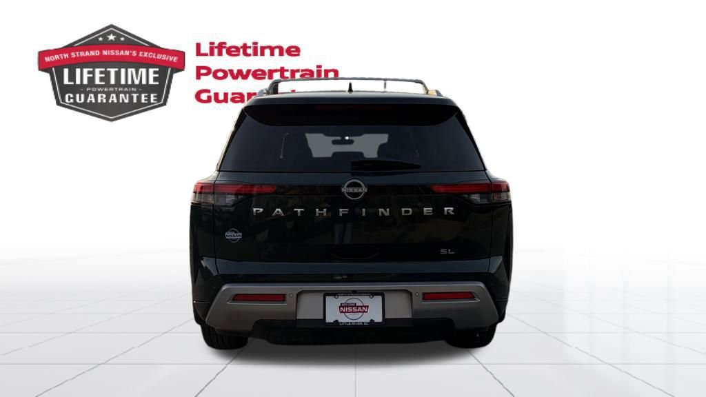 Certified 2025 Nissan Pathfinder SL image 4