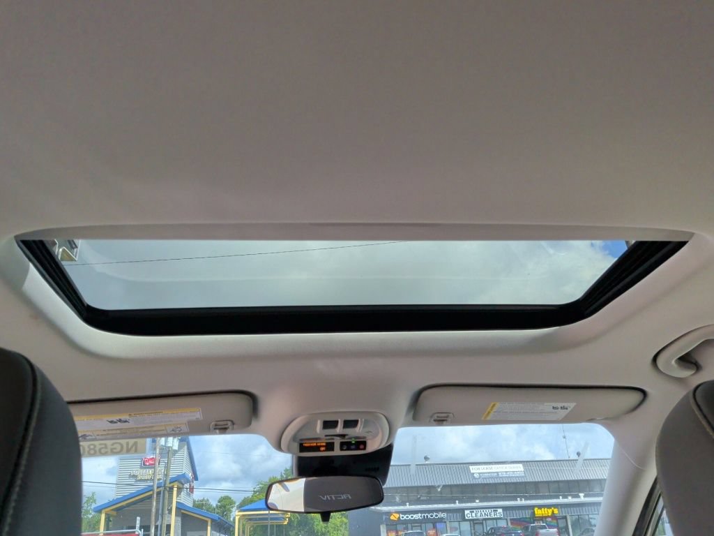 New 2026 Chevrolet Trax ACTIV w/ Sunroof Package FWD image 21