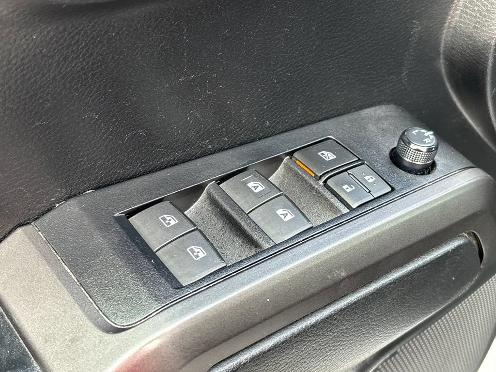 Used 2021 Toyota Tacoma TRD Off-Road AWD/4WD image 26