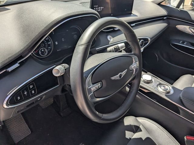 Used 2025 Genesis GV70 2.5T AWD/4WD image 14