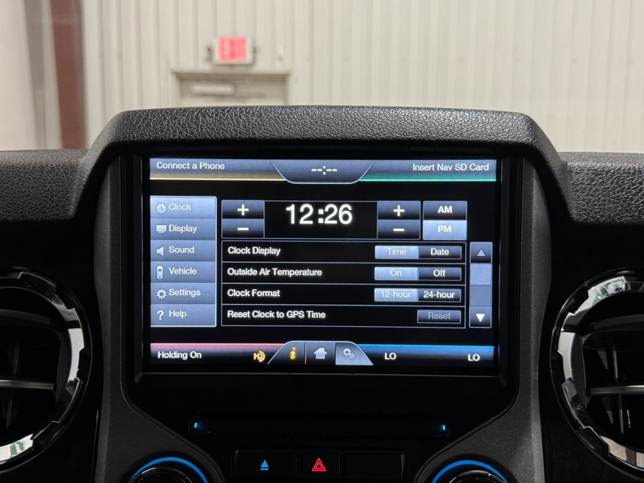 Used 2016 Ford F450 Platinum w/ FX4 Off Road Package AWD/4WD image 36