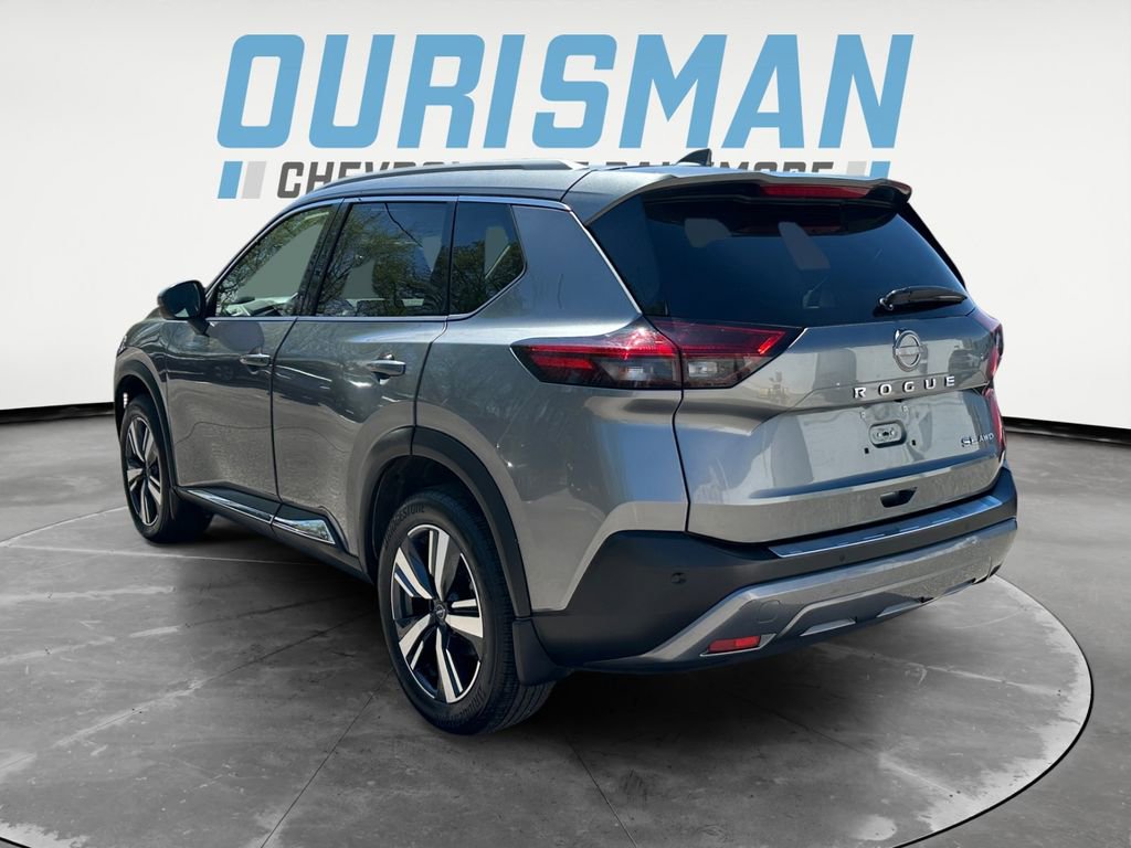 Used 2023 Nissan Rogue SL image 4