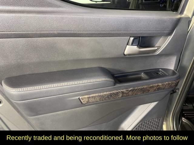 Used 2024 Toyota Tacoma Limited w/ Limited Package (LT) AWD/4WD image 27