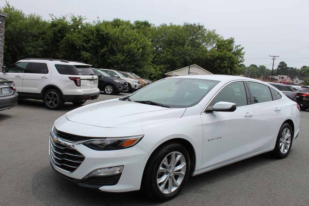 Used 2019 Chevrolet Malibu LT FWD image 1