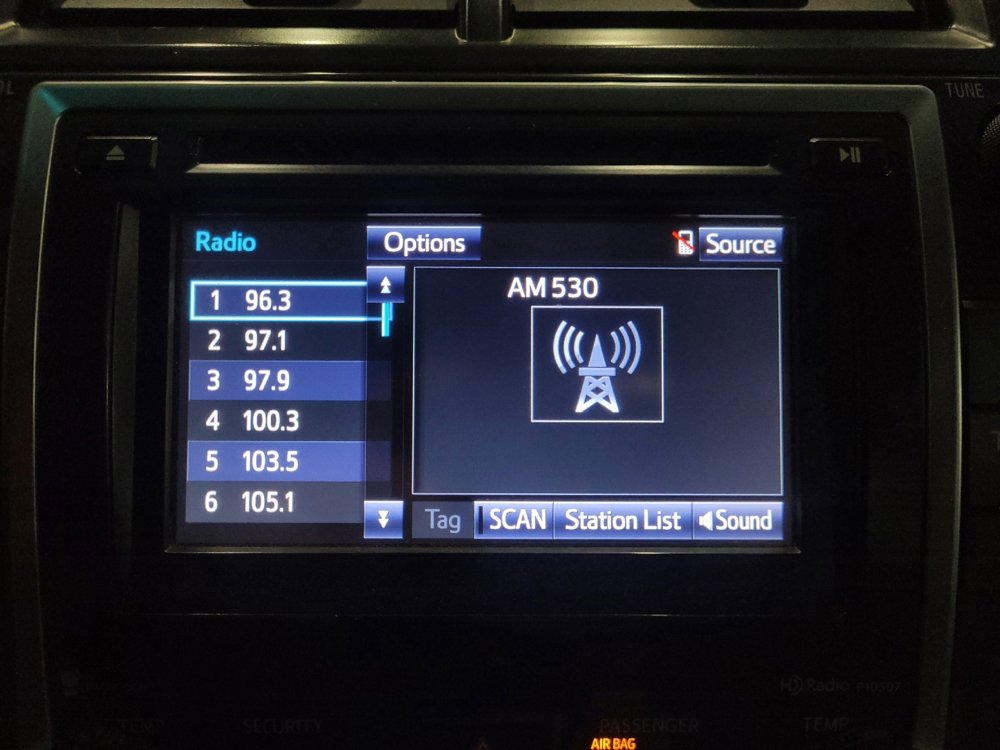 Used 2014 Toyota Camry XLE image 25