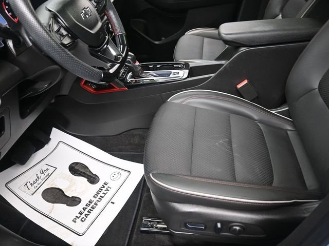 Used 2023 Chevrolet TrailBlazer RS w/ Sun and Liftgate Package image 15