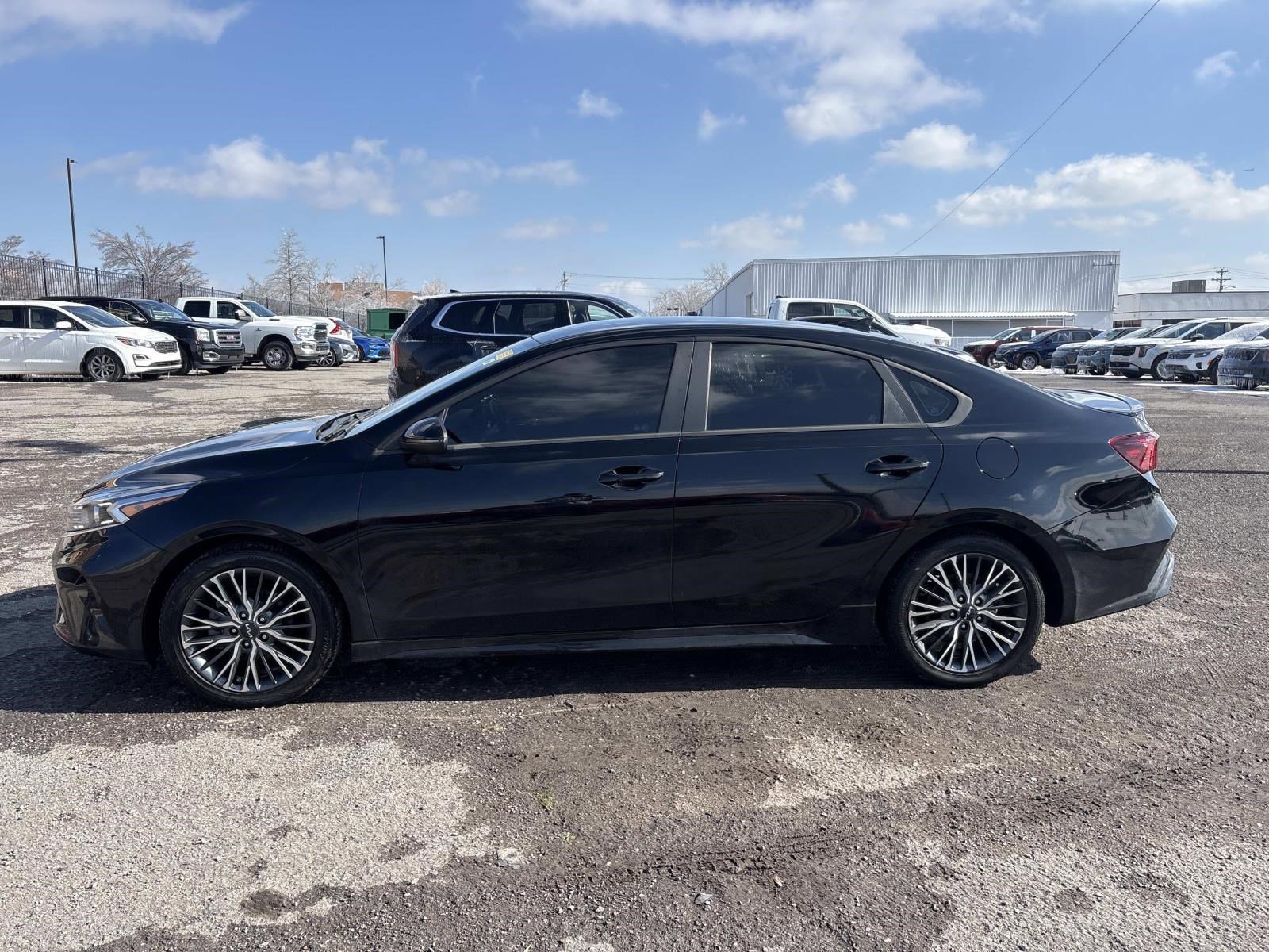 Used 2023 Kia Forte GT-Line w/ GT-Line Technology Package image 4