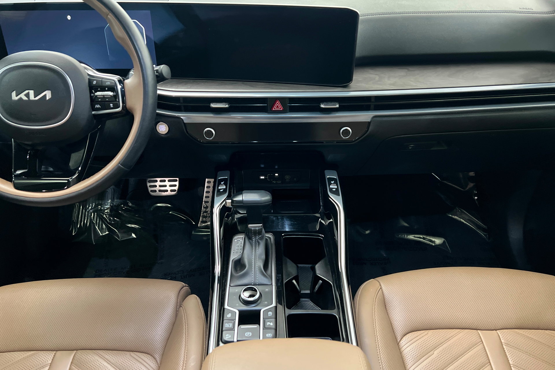 Used 2024 Kia Sorento SX Prestige w/ Olive Brown Leather Package image 14