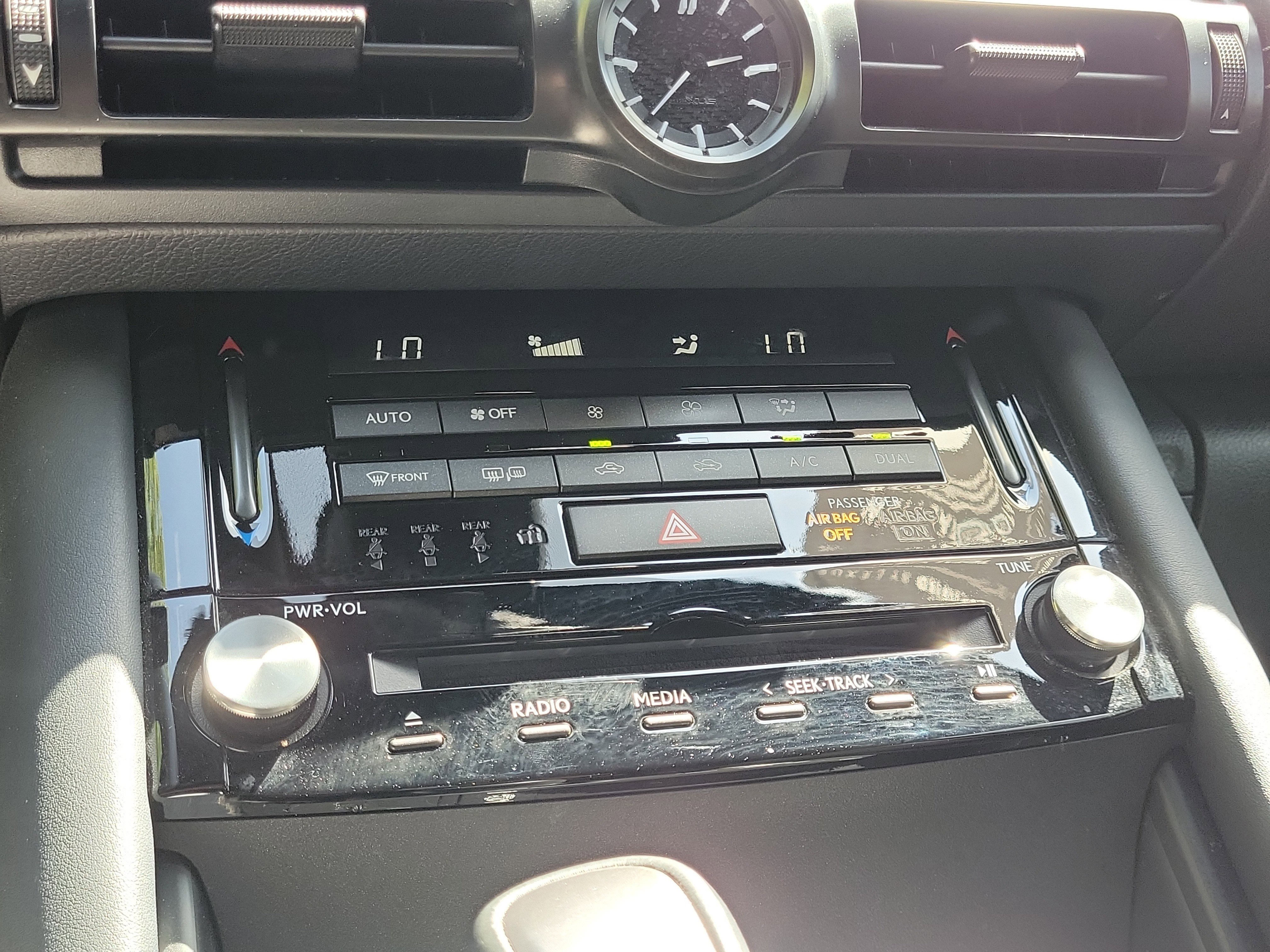 Certified 2025 Lexus IS 350 F Sport image 27