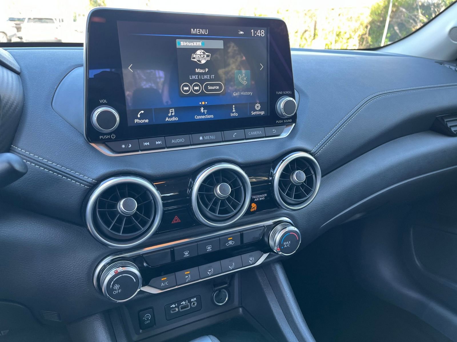 Used 2025 Nissan Sentra SV image 17