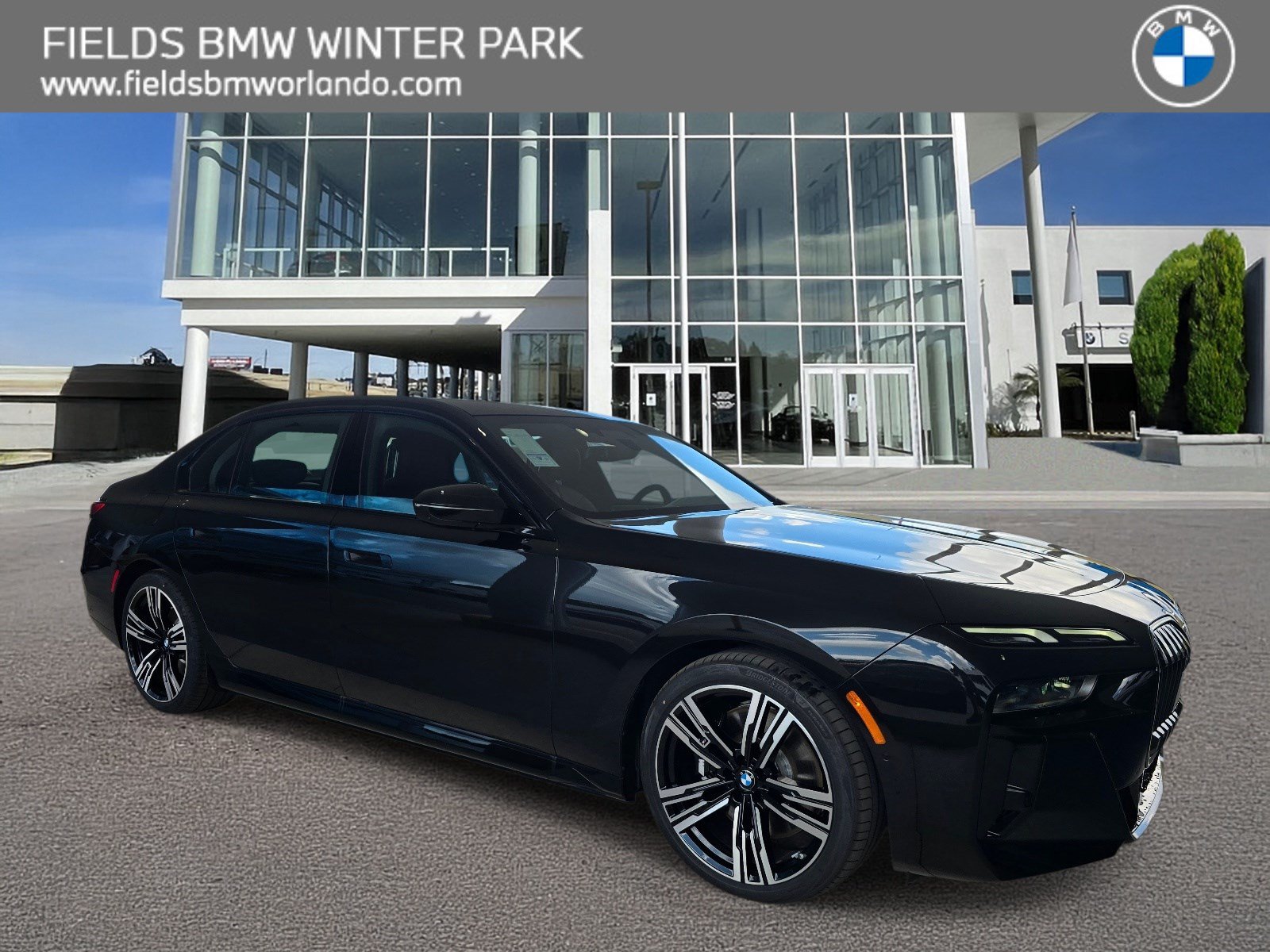 New 2026 BMW 750e xDrive