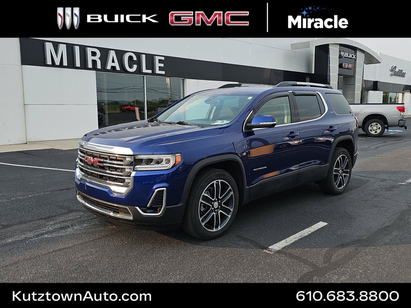 Used 2023 GMC Acadia SLT w/ Preferred Package
