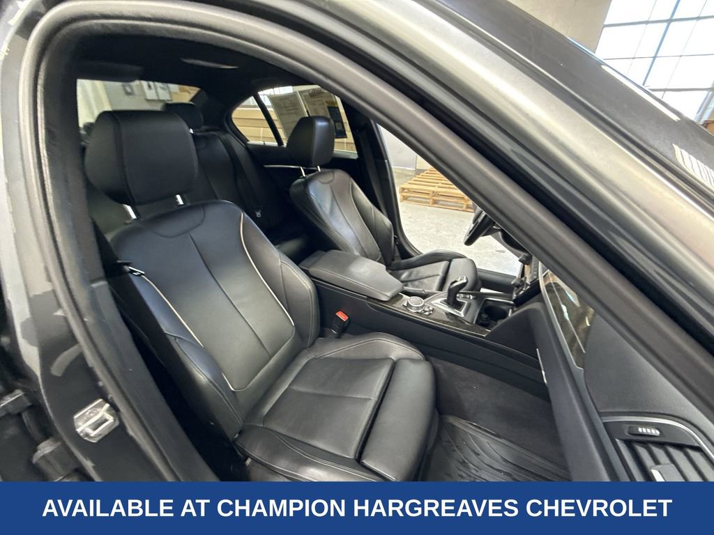 Used 2017 BMW 330i xDrive Sedan image 37