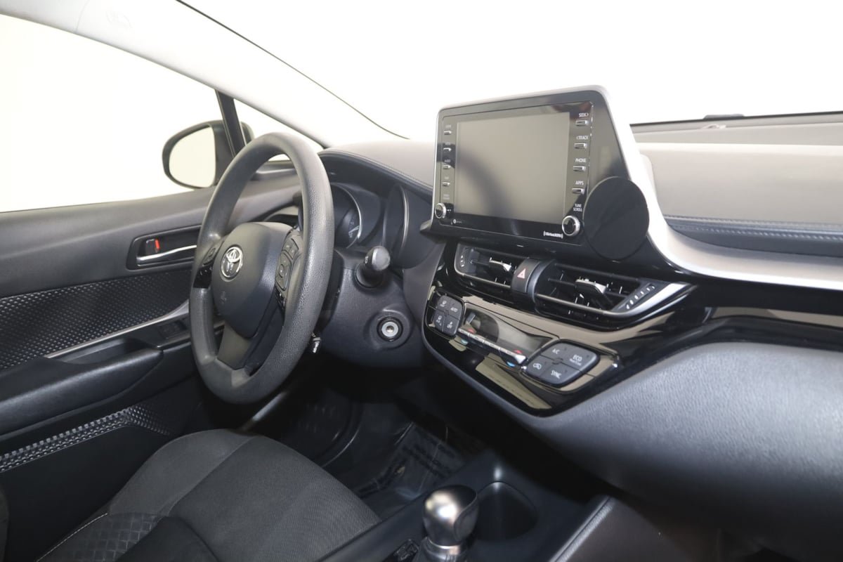 Used 2021 Toyota C-HR LE FWD image 35