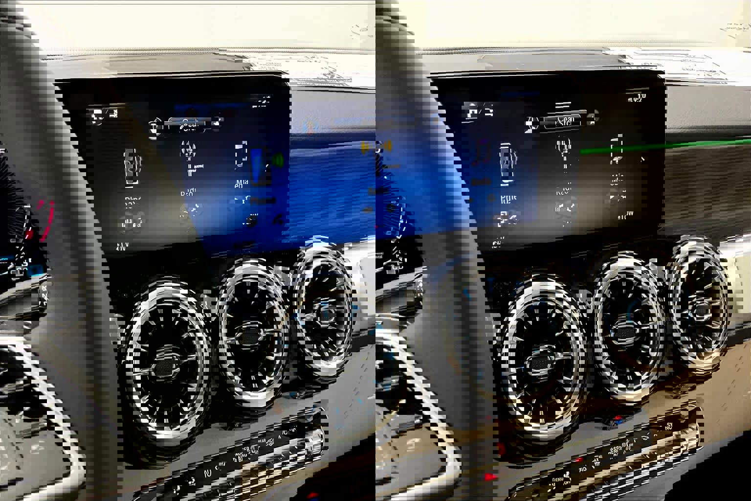 New 2026 Mercedes-Benz GLB 250 image 6