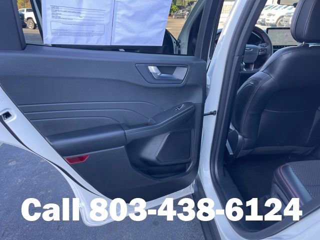 Used 2023 Ford Escape ST-Line w/ Tech Pack #1 FWD image 9