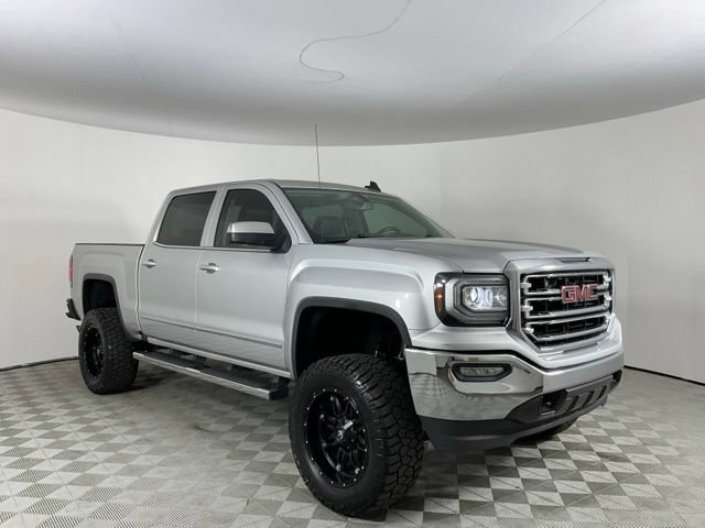 Used 2018 GMC Sierra 1500 SLT AWD/4WD image 3