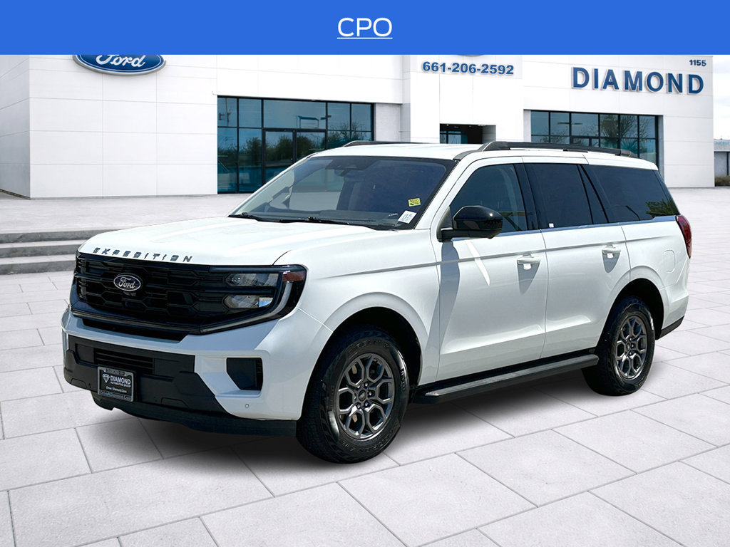 Used 2025 Ford Expedition Active RWD image 1